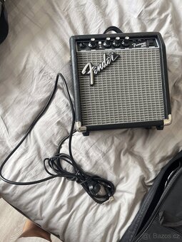 Elektrická kytara Donner DST-400 / Kombo Fender Frontman 10G - 4