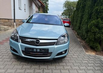 Opel Astra 1,8i Panorama Top stav benzín - 4