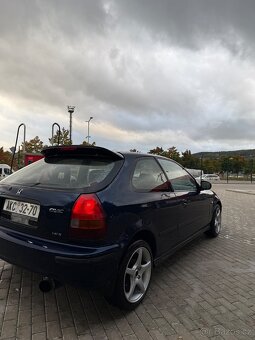 Honda Civic 6g - 4