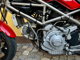 Ducati monster 900 - 4
