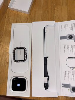 Apple watch SE 2024 44mm M/L - 4
