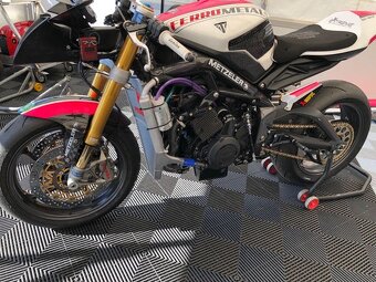 Zavodny chladic H2O Triumph - 4