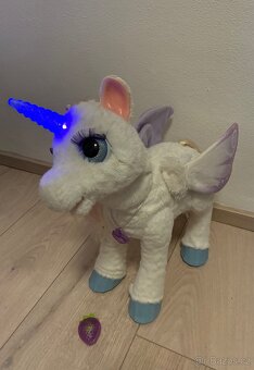 Jednorožec Starlily - Furreal Friends - 4