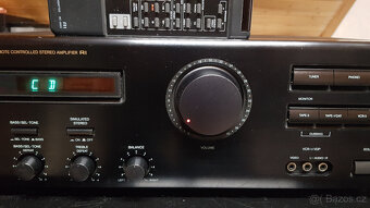 Onkyo A-8840 Stereo zesilovač + DO - 4