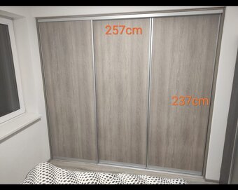 Vestavěná skříň - 4