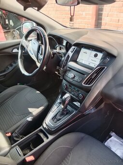 Ford Focus III 2.0tdci díly - 4