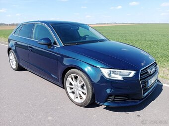 Audi A3 Sportback 1.6TDI - FACELIFT , Virtual , MANUÁL - 4