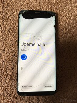 Samsung Galaxy S8 na díly - 4