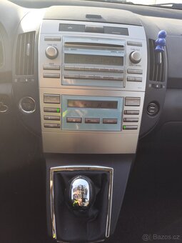 Toyota Corolla verso - 4