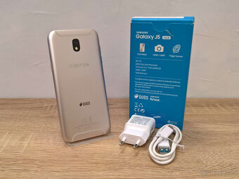 Samsung Galaxy J5 2017 (SM-J530F), zlatý - 4