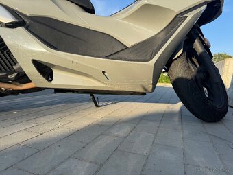 Honda pcx 125ccm 2023 - 4