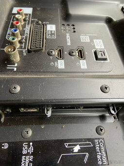 Panasonic TX-P42X60E - 4