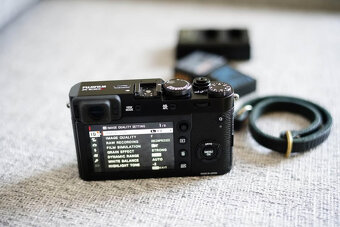 Fujifilm X100f +2 Extra baterie - 4