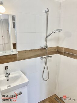 Prodej, komerční/kanceláře, 18 m2, 59501 Velká Bíteš, Žďár n - 4