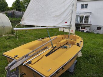 Plachetnice Flying fisch 2 - 4