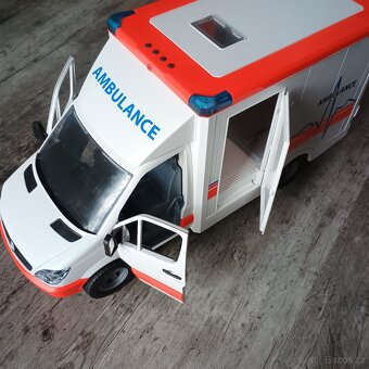 Bruder sanitka - 4
