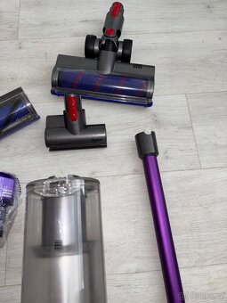 Dyson V11 Absolute Extra - 4