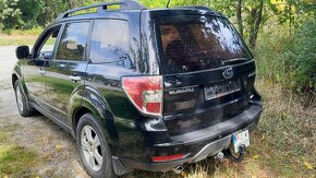 Subaru Forester 2.0 benzin 92 kw dovoz z DE,4x4+redukci - 4