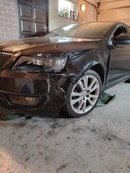 Škoda Octavia 3 - havarovaná - 4