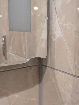 Zrcadlo s LED osvětlením - 4