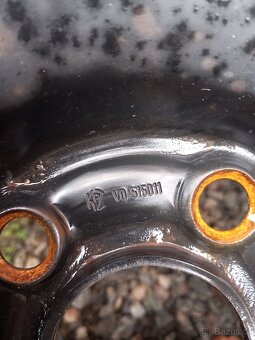 Zimní sada kol VW, škoda, seat pneu 195 65 r15 - 4