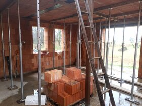 Stavební stojky - pronájem - - 4