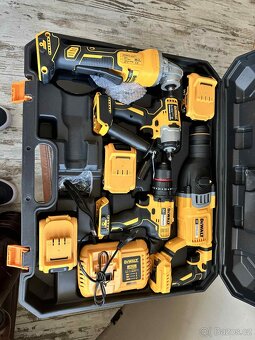 DeWALT Profesionální sada 3+1 - 4