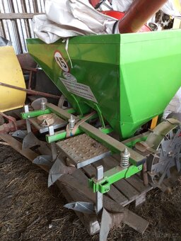 Prodám sazeč brambor - 4