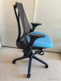 Kancelářská židle Herman Miller Sayl Ocean Blue ZÁNOVNÍ - 4