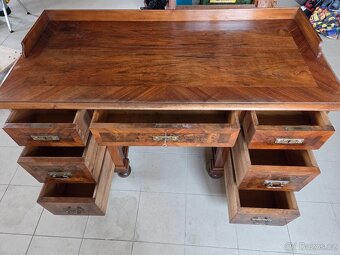 Starožitný psací stůl - 4