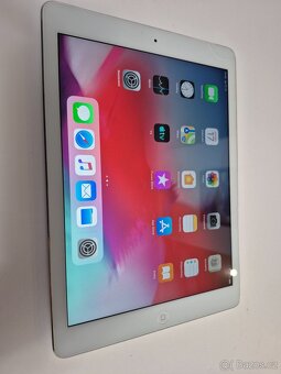 iPad Air - Wi-Fi, Cellular 32GB, Silver ( 1475 ) - 4