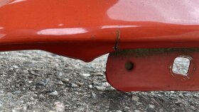 Prodám pravý přední blatník na Ford Mustang - 4