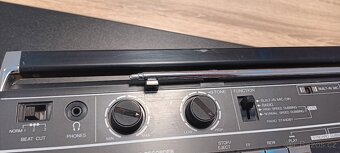 Radiomagnetofon JVC - 4