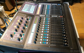 Allen & Heath GLD-80 s AR2412 a AR84 - 4