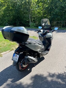 Honda Forza 350 - 4