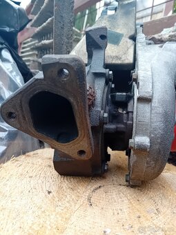 Turbodmychadlo mercedes w203 cdi 220 - 4