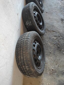 Plechové kola s pneu 175/65 R14 - 4