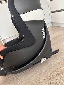 Autosedačka Cybex + základna - 4