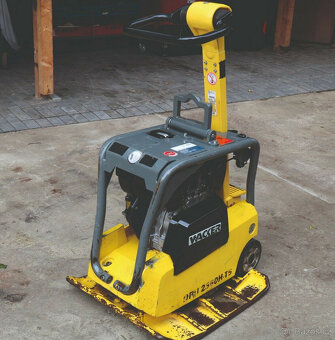 Vibrační deska Wacker Neuson DPU 2560 H-TS ve velmi dobrém s - 4