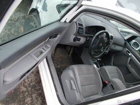 VW TOURAN - 4