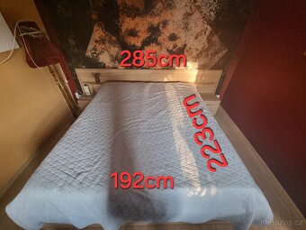 Manželská postel 180x200 včetně roštů, matrace a stolků Top - 4