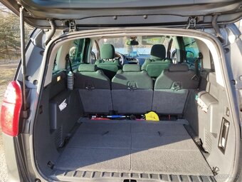 Peugeot 5008 - 4