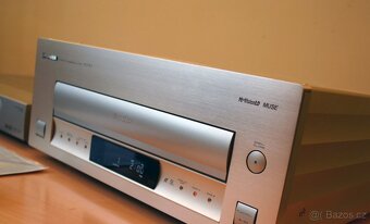 PIONEER HLD-X9 + VICTOR HV-MD2 LD MUSE HI VISION set - 4