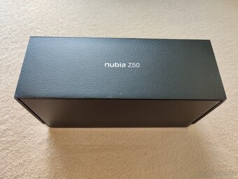 ZTE Nubia Z50S Pro. 12gb/1000gb. Hnedá metalíza. - 4