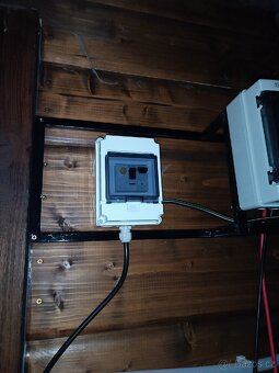 Ostrovní fotovoltaický systém 24v - 4