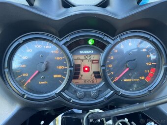 Suzuki DL V-Strom 650 - 4