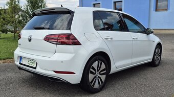 Volkswagen Golf VII e-Golf 1.majitel servisní kniha DPH - 4
