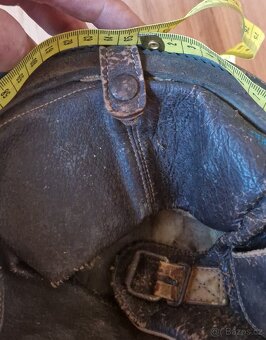 Helma,přilba hříbek,kokosák aj.- 3 ks a brýle - zachovalé - 4