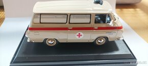 Škoda 1203 Ambulance Abrex 1:43 - 4