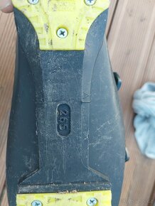 Prodám sjezdové boty Fischer - 4